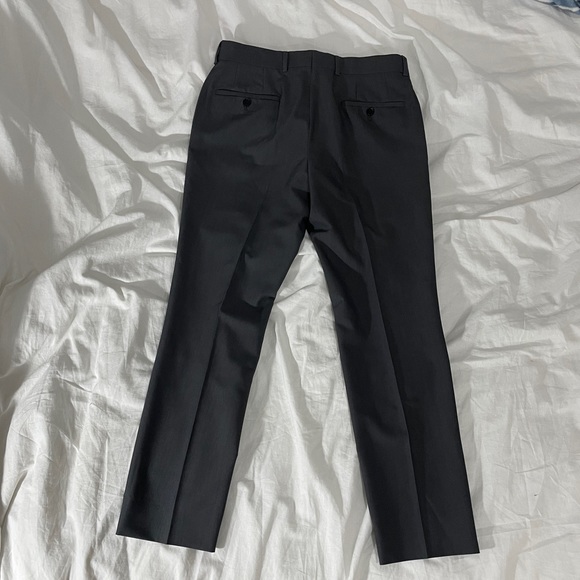 Savile Row Grey Mens 2-pc Suit w/slight stretch. Size 38R - Picture 5 of 12